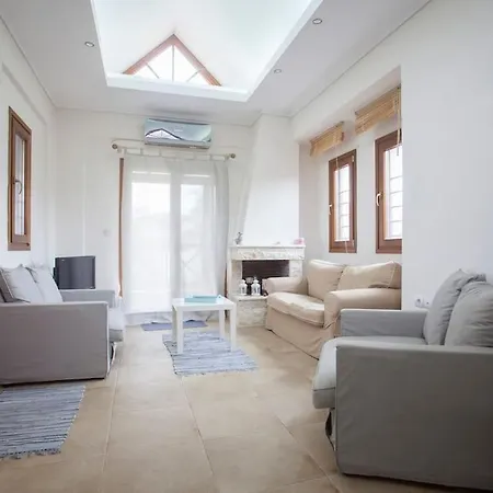 Holiday home Gavriadia *